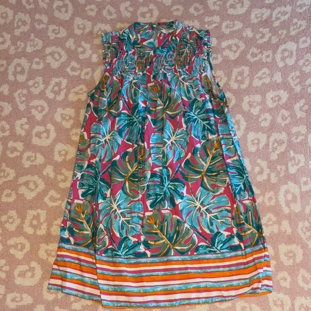 Crown & Ivy Multicolor Leaf Print Dress